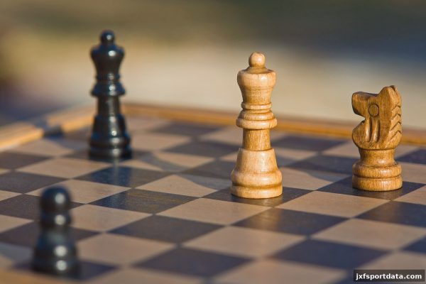 吉祥坊体育带您深入桥牌世界：从零基础术语到高阶策略的完整修炼手册